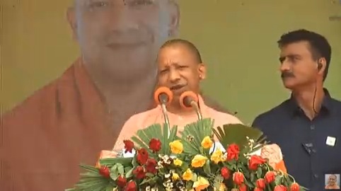 यह सपा और बसपा के कचरे को साफ करने का चुनाव है...