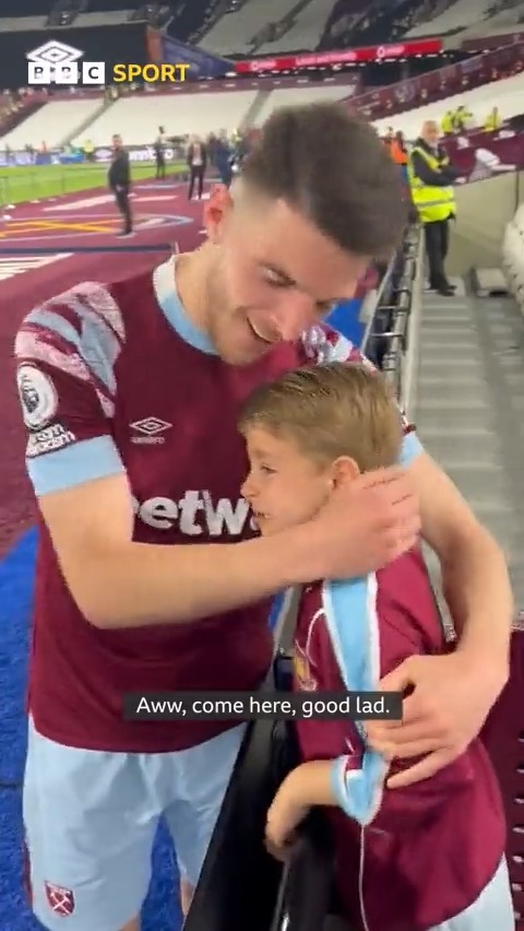What a legend, Declan Rice 😭😭 #WHUFC #BBCFootball #DeclanRice
