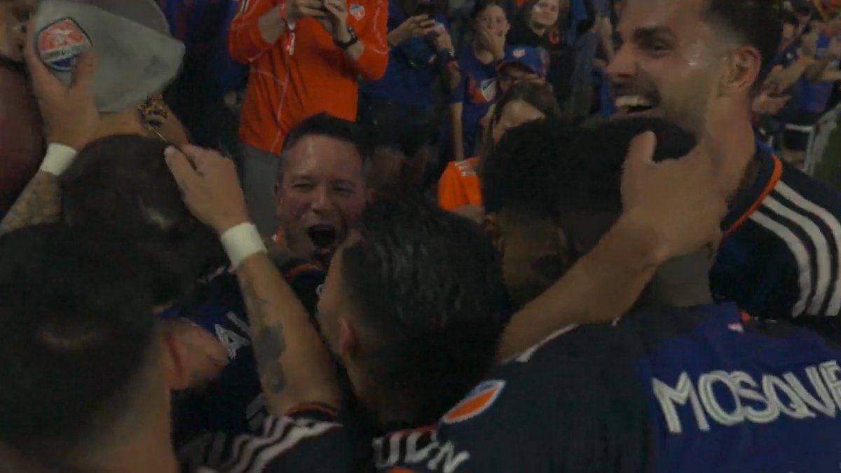 What a moment for Alvaro Barreal and his family. ๐งก๐ Saturday night was the first time รlvaro's father has seen him play live in Cincinnati.