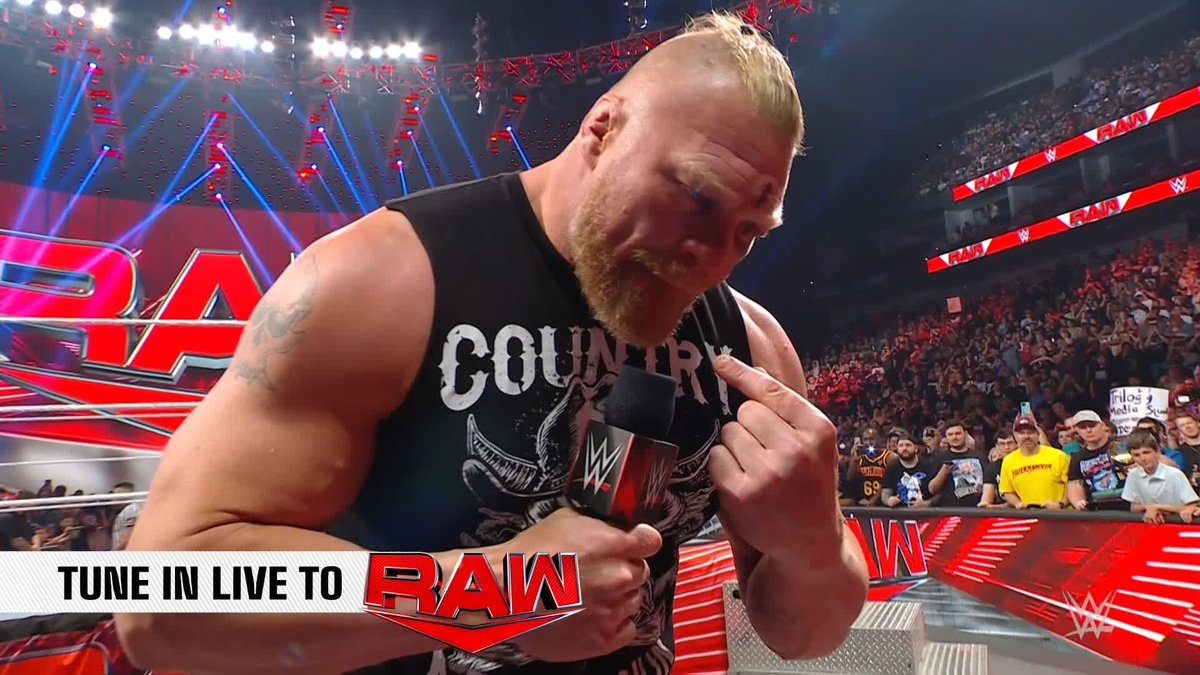 "LOOK AT THIS FACE!" #WWERaw