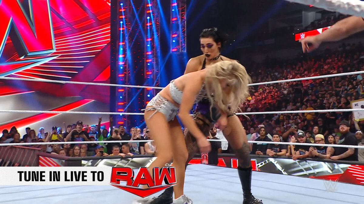 #SmackDown Women's Champion RheaRipley_WWE encountered some new arrivals on #WWERaw ... and so did Dominik!