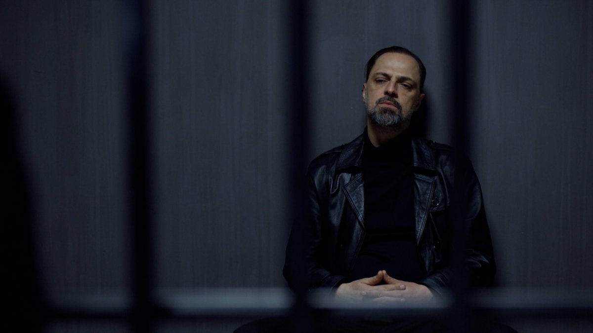 “İki cihanda bulurum seni!”🔥 #GelsinHayatBildiğiGibi yeni bölümüyle Perşembe saat 20.00’de @showtv’de. ⛓ @bkmonline