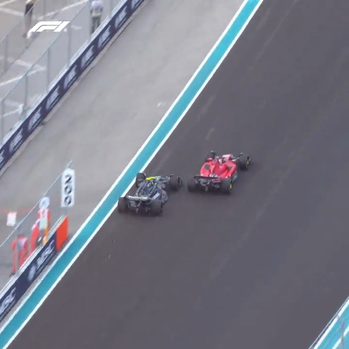 Hamilton swoops past Leclerc on his way to a P6 finish #MiamiGP #F1