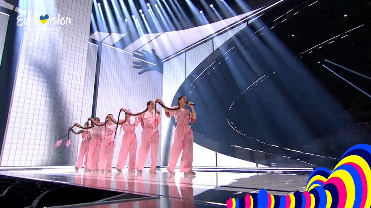 ✅ Matching outfits ✅ Powerful vocals ✅ Incredible visuals ❌ Not your dolls 🇨🇿 #Eurovision