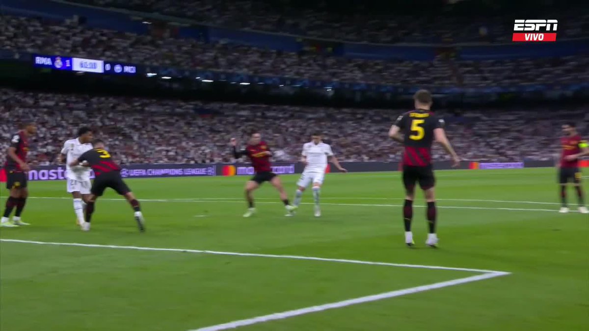 ¿Era penal para el Madrid? 📺 Mirá la #UCL por #ESPNenStarPlus | #StarPlusLA
