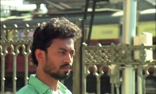 A master chronicler of everyday life, Basu Chatterjee mirrors the maze-like setting of a chawl residence with a web of secrets and lies. Featuring an early-career appearance from Irrfan Khan!