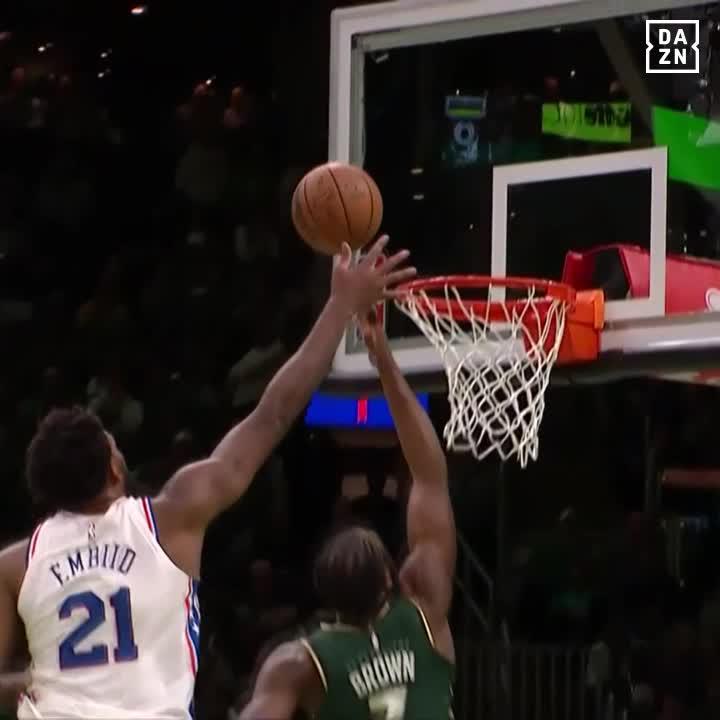 Embiid mit mehr Blocks als Kida Ramadan 👀 #Time2Rise #NBAPlayoffs
