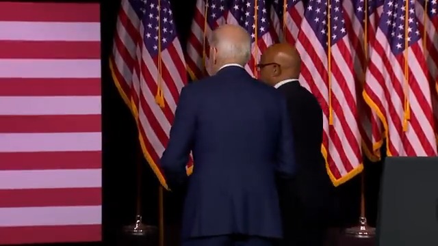 Biden once again gets lost as he attempts to exit the stage