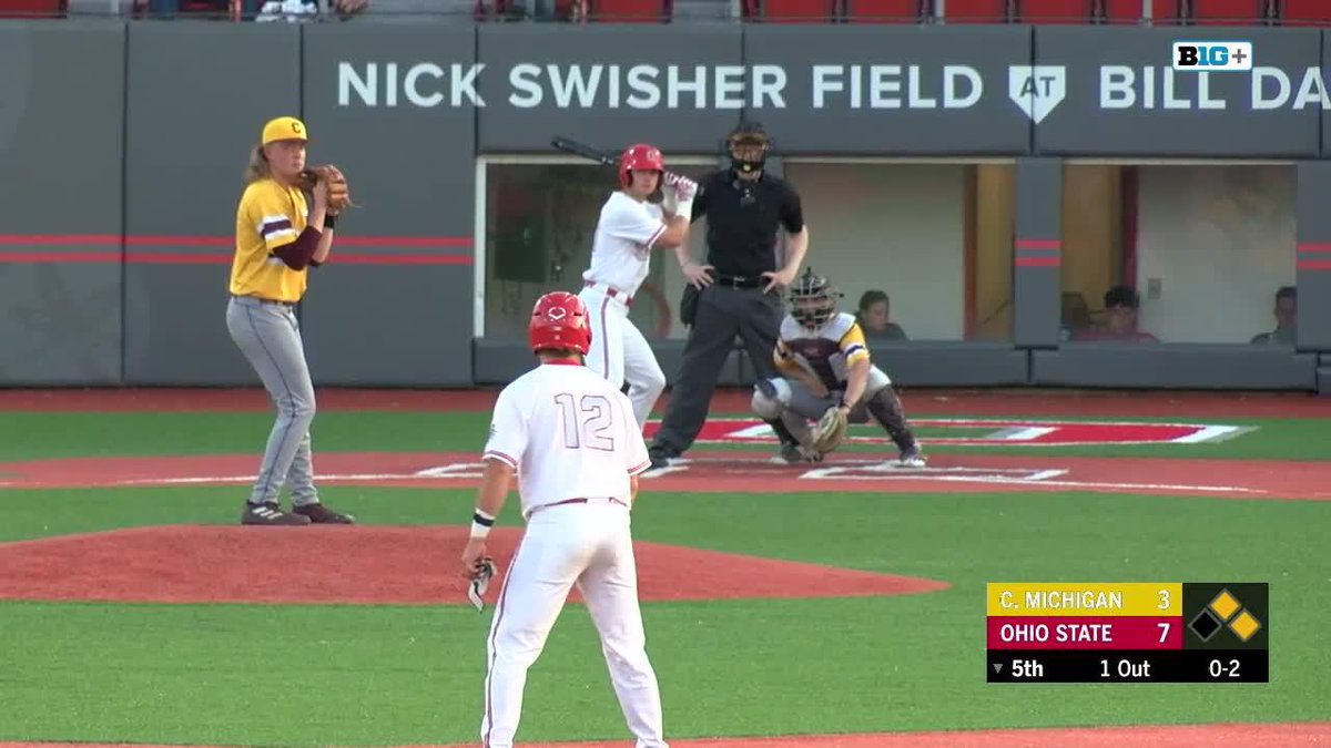BOTTOM 5⃣ | FIRST CAREER HOMER ALERT 🚨 Caden Kaiser blasts a three-run homerun out of the park to put the Buckeyes up by seven, 10-3‼️ #GoBucks