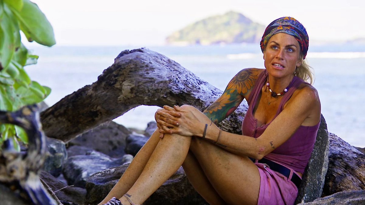 Carolyn is taking the game into her own hands!👏🏽 #ICYMI, catch up on #Survivor anytime on Paramount+: