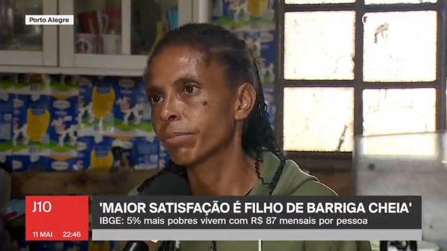 'Maior satisfação é botar seu filho para dormir sem chorar de barriga vazia': Raquel, de Porto Alegre, e Gislane, de Vitória, são duas dos milhares de brasileiros que lutam contra a fome; veja depoimentos. ➡ Assista ao#J10, com Aline Midlej: #GloboNews