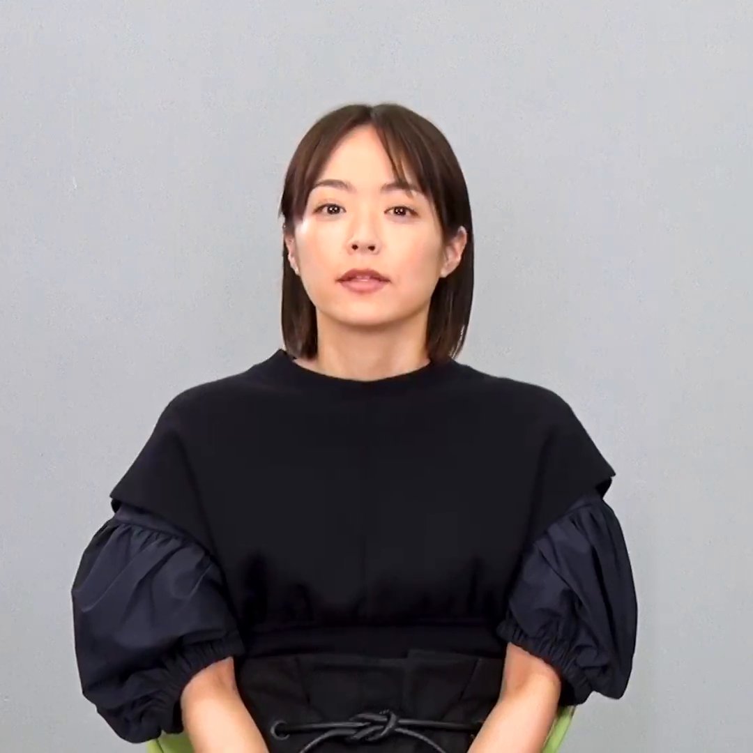 ドラマ『100万回 言えばよかった』本日5月12日より世界配信開始！ 出演の #井上真央 × #佐藤健 からコメントが到着。 運命に翻弄されながらも奇跡を起こそうとする“切なく温かい“ファンタジーラブストーリー✨ #100万回言えばよかった #金ドラ100よか