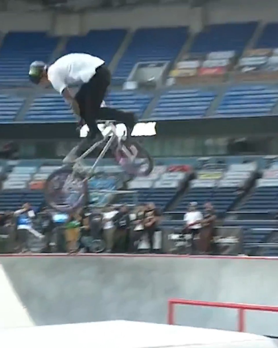 Daniel Sandoval used a huge double flair on the first hit of his second run to move into the number one spot during the BMX Park Elimination at X Games Japan. The 2015 Park gold medalist has 4 total medals in the discipline, but his last one came at #XGames Minneapolis 2017.
