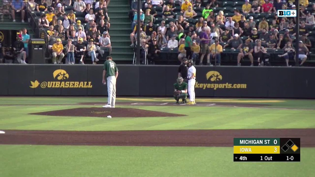 BALL BAT BYE 👋 brayden frazier x #Hawkeyes