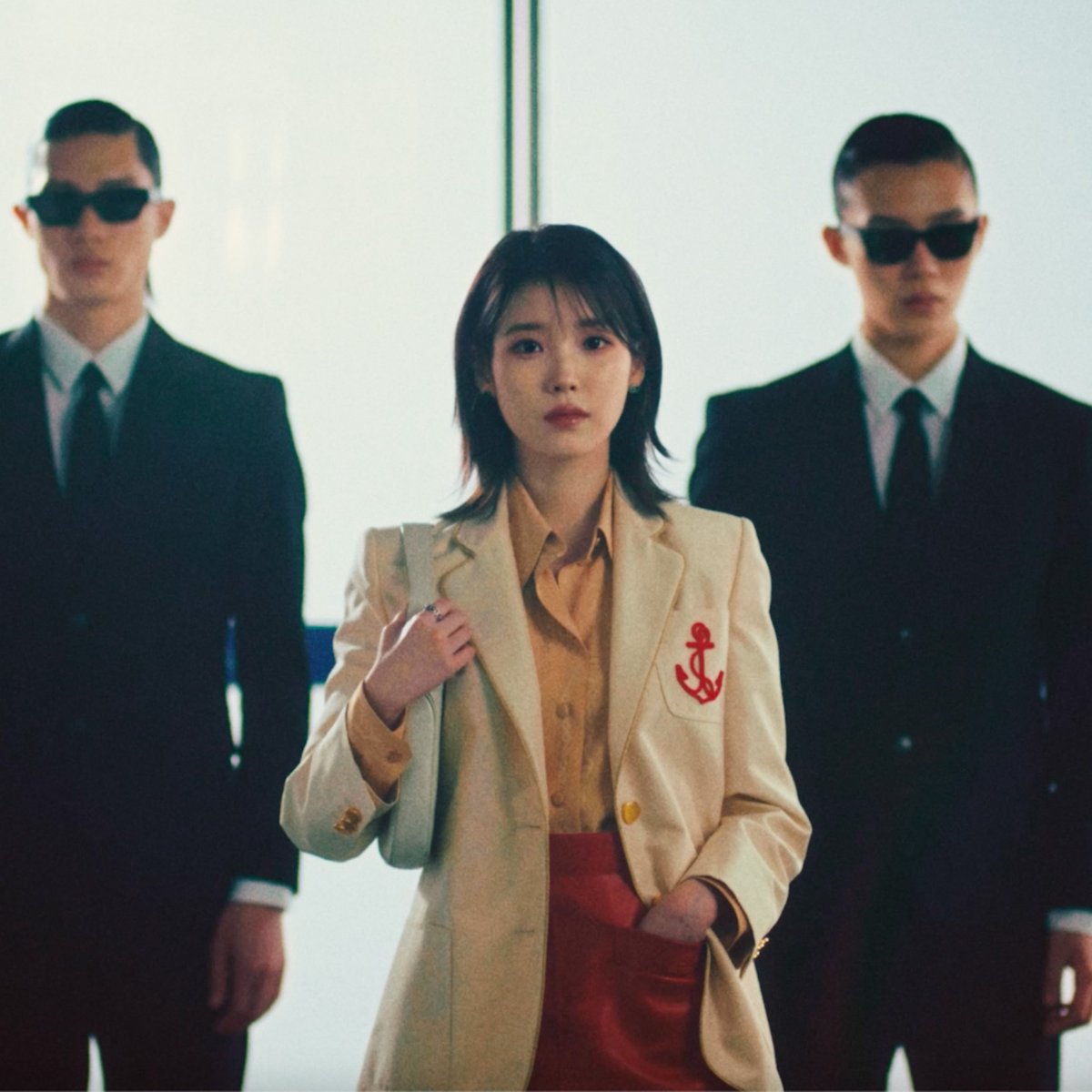 Global Brand Ambassador #IU arrives in Seoul for the #GucciCruise24 fashion show. Stay tuned as the event is livestreamed from Gyeongbokgung Palace on Tuesday, May 16 at 8:00 p.m. KST
