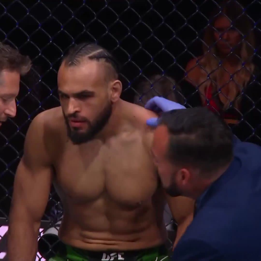 BRYAN. BAAAAAATTLE!!!!!!!! 😱😱😱 [ #UFCCharlotte | Prelims LIVE on @ESPN ]