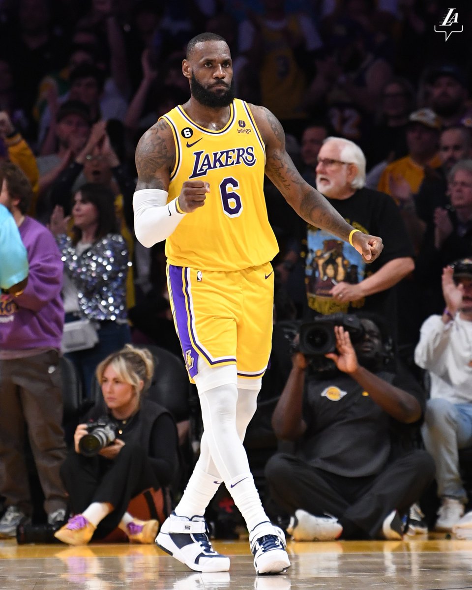 30 and the win for the King
