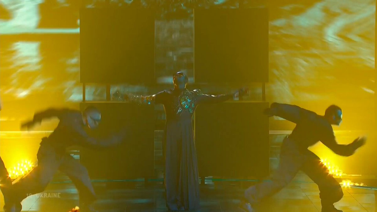 Soaring strings and thumping bass for TVORCHI's Heart of Steel 🇺🇦 #Eurovision