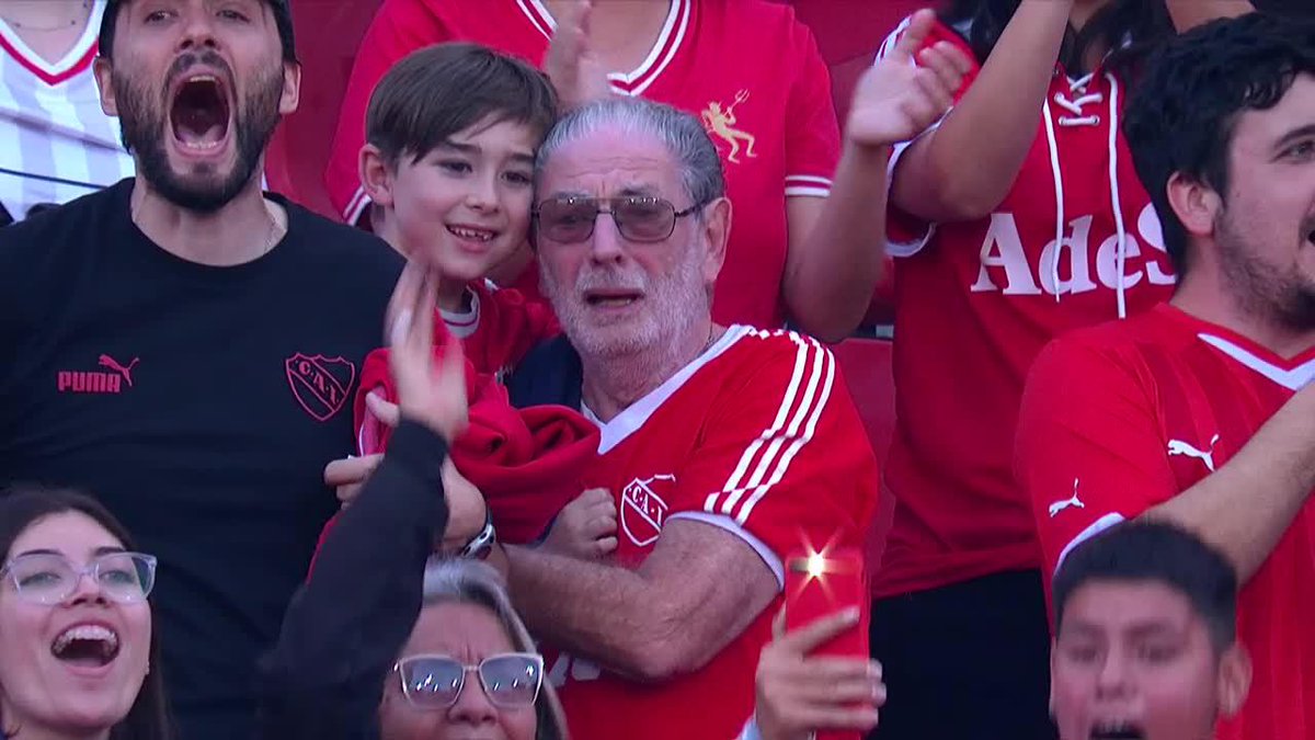GENERACIONES DE AMOR: el fútbol es una pasión inexplicable.