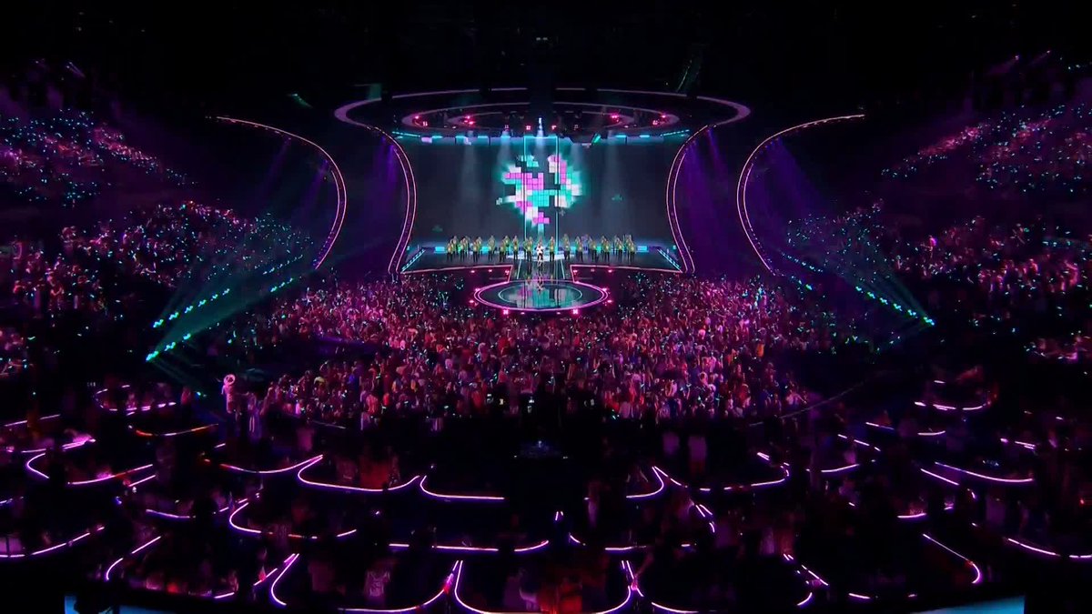 Dadi can always make us whole again! #Eurovision