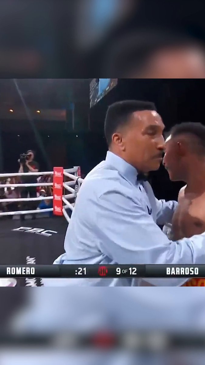 Do you agree with the stoppage? 🤔 #RomeroBarraso (via @ShowtimeBoxing)