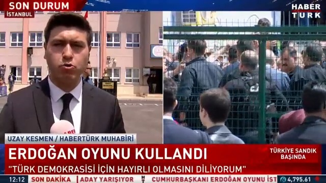 #SONDURUM - Cumhurbaşkanı Erdoğan oyunu kullandı, vatandaşlarla selamlaştı. Habertürk TV Muhabiri Uzay Kesmen detayları aktardı.