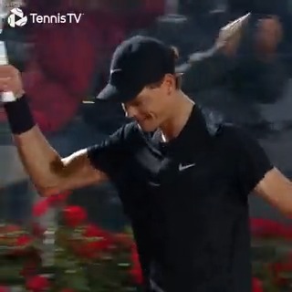 MAMMA MIA. 🤯 🤯🤯 Jannik Sinner #IBI23