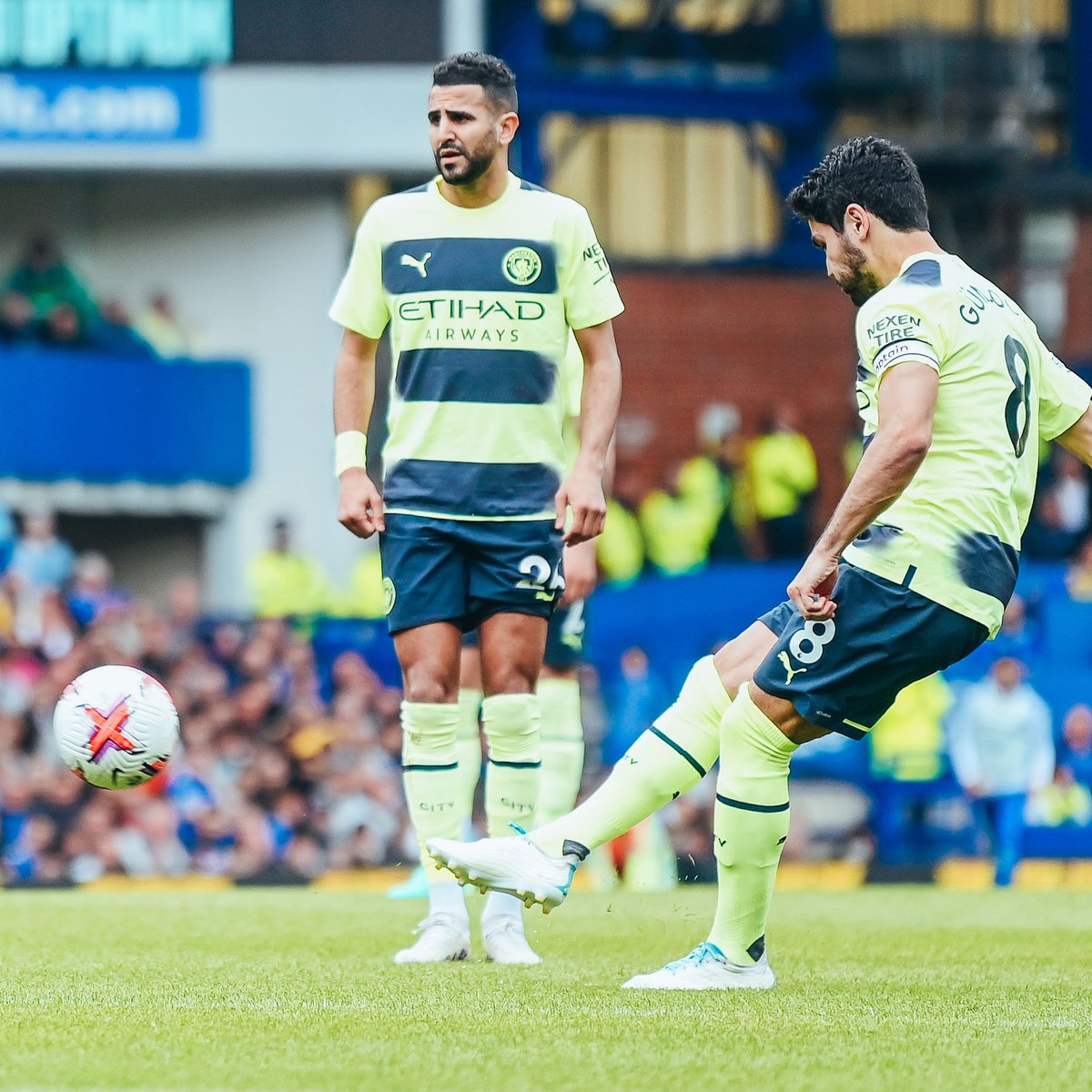 What a way to mark your 300th City appearance! 🙌 🎱 Ilkay Gündogan