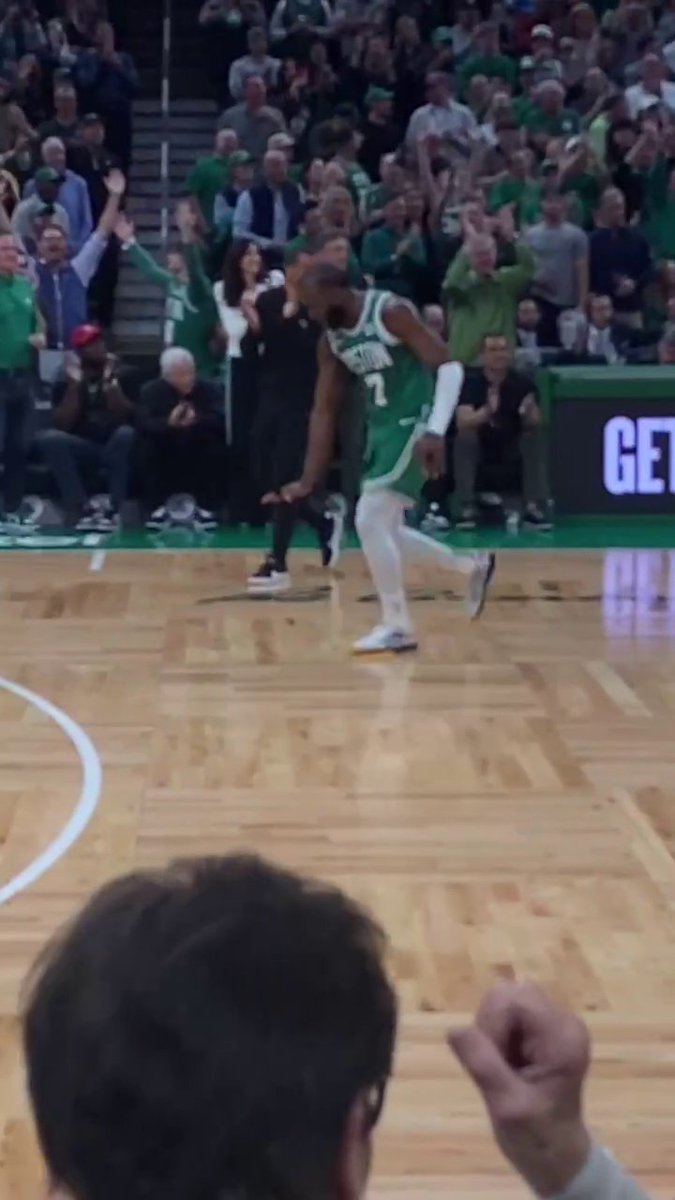 Jaylen Brown hit Harden with the "too-little" cele 🥶
