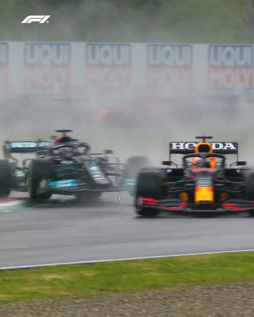 Hamilton 🆚 Verstappen Max had to get his elbows out as he took P1 from Lewis after starting P3 👏 #F1 #ImolaGP