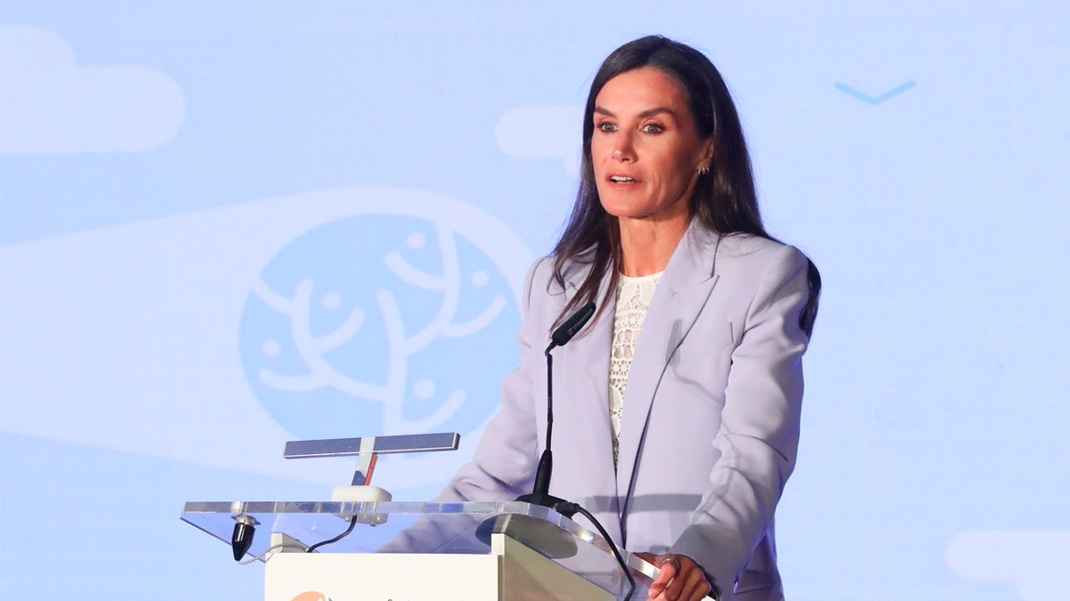 La Reina, en la inauguración del XXII Congreso #SaludMentalEspaña: 🗨️"No hay salud sin salud mental." ➡️ #40AñosSaludMental SALUD MENTAL ESPAÑA