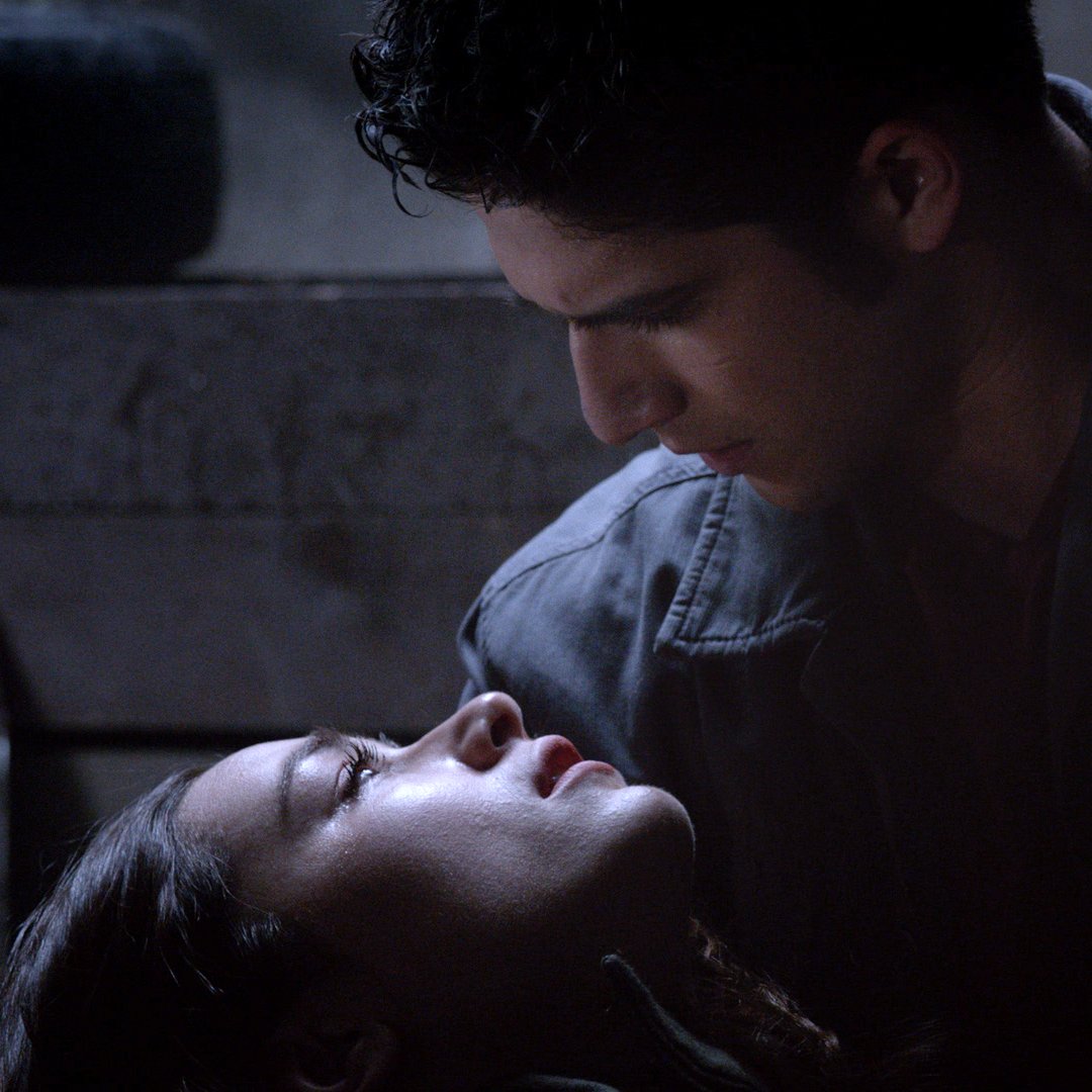 Em 2017 eu entendia vocês estarem tristes... mas estamos em maio de 2023. Void Stiles mandou avisar que vocês têm até o dia 1º de junho para dar tchau pra Teen Wolf.