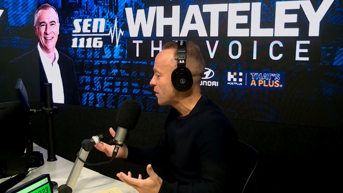 EXTENDED | Ray Chamberlain explains why Bobby Hill wasn't awarded a free kick for a high tackle on Sunday. Whateley | #AFL