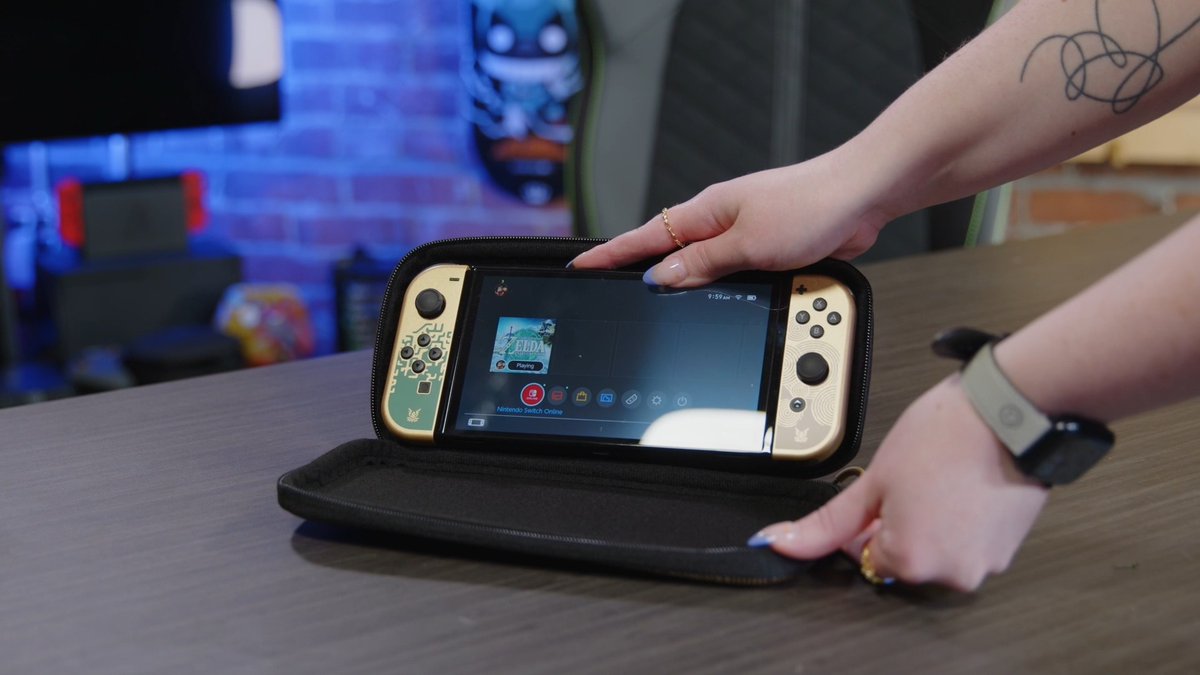 Wanna play Tears of the Kingdom on the go? Pick up a matching carrying case to travel with your Switch in style! We know you're not gonna want to put the game down anytime soon.😋 Grab yours here: