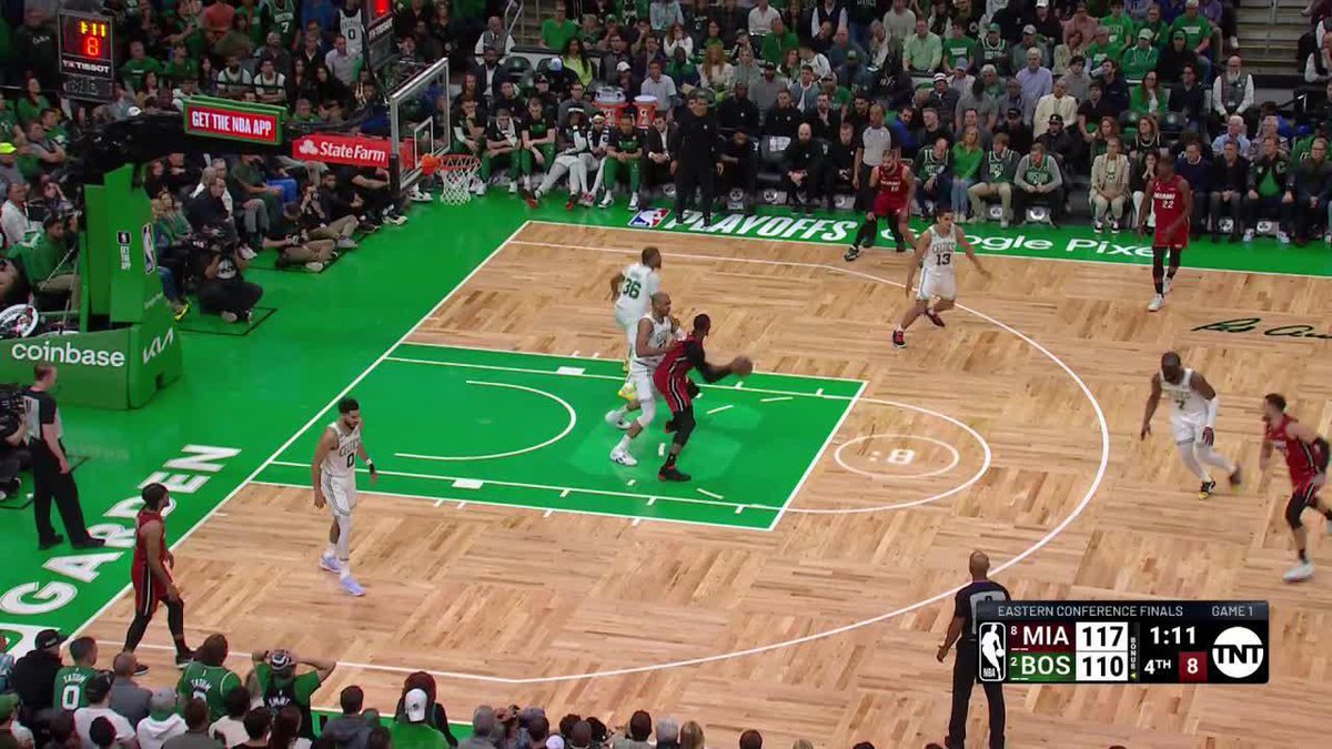 Kevin Harlan with the only appropriate way to classify this performance