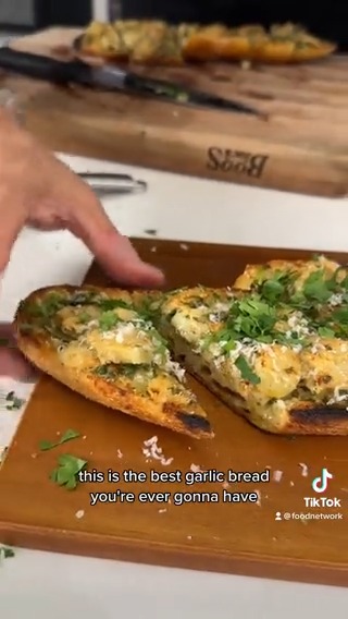 Garlic confit 🤝 garlic bread (We're OBSESSED, Gabe Bertaccini!) Don't miss #CiaoHouse Sunday at 9|8c. Follow Food Network on TikTok for more like this: Get the recipe: