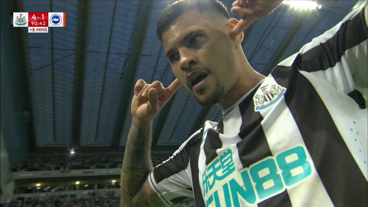 Wilson then Guimarães 🤯🤯 Newcastle are in DREAMLAND 🌟