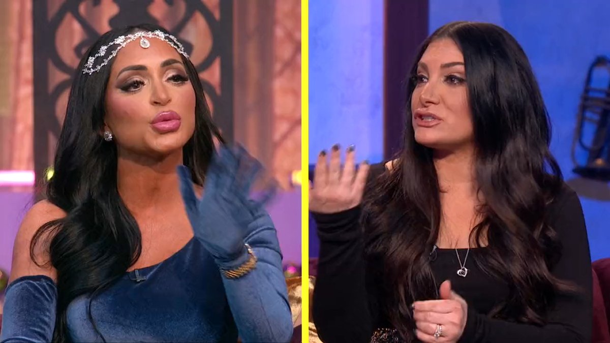 Tensions get higher & higher during part two of the #JSFamilyVacation reunion 👀 Tune in, tonight at 8/7c on MTV!