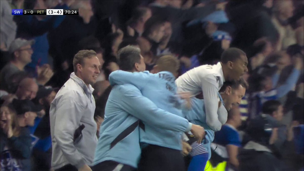 "THIS COULD BE HAPPENING!!!" Sheffield Wednesday have ANOTHER, could this be one of football's greatest comebacks? WOW! 😱
