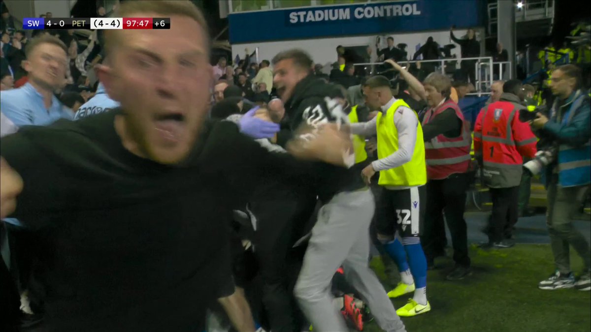 THEY'VE DONE IT!!!! IN THE 98TH MINUTE SHEFFIELD WEDNESDAY COMPLETE THE COMEBACK ๐ฅ