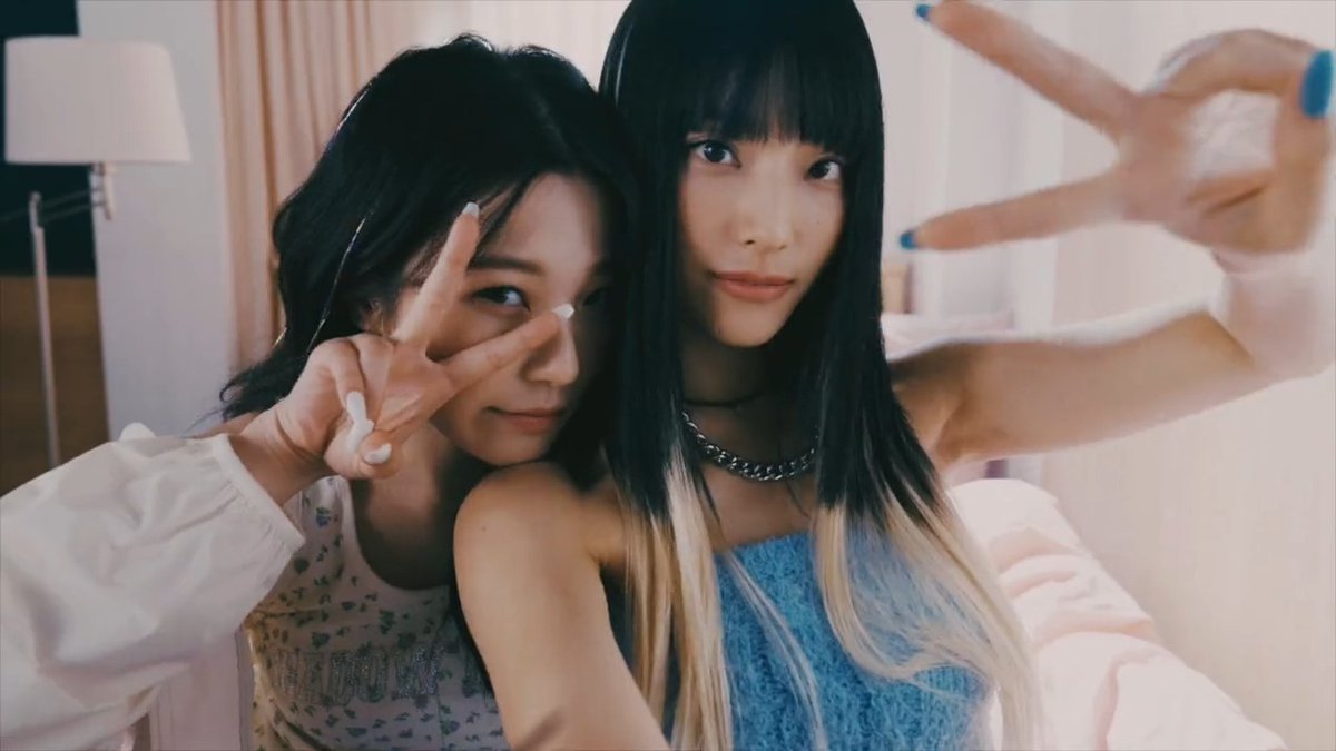 fromis_9 (프로미스나인) 1st Album [Unlock My World] 2023.06.05 6PM(KST) ❓ #reality Unit Mood Film #fromis_9 #프로미스나인 #Unlock_My_World #menow