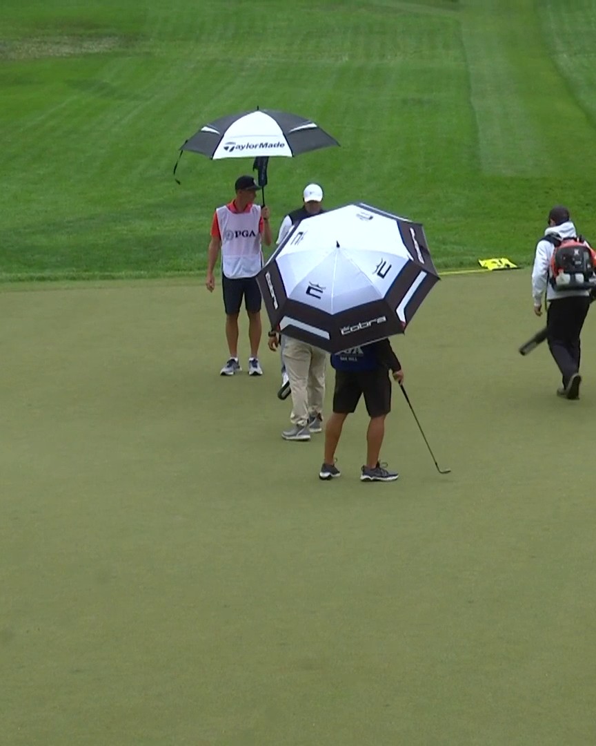 Things you probably didn't expect to see on the course today: This.