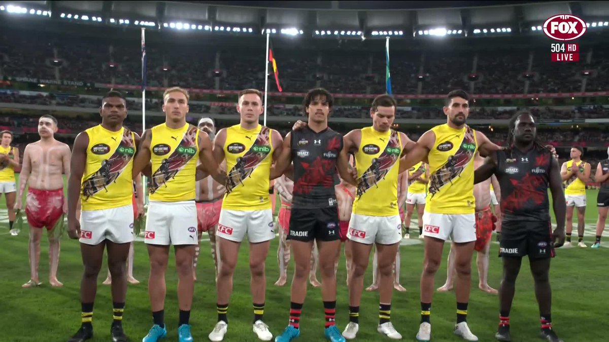 What a moment at the Dreamtime! 🖤💛❤️ 📺 Watch #AFLDonsTigers LIVE on ch. 504 or stream on Kayo: ✍️ BLOG 🔢 MATCH CENTRE