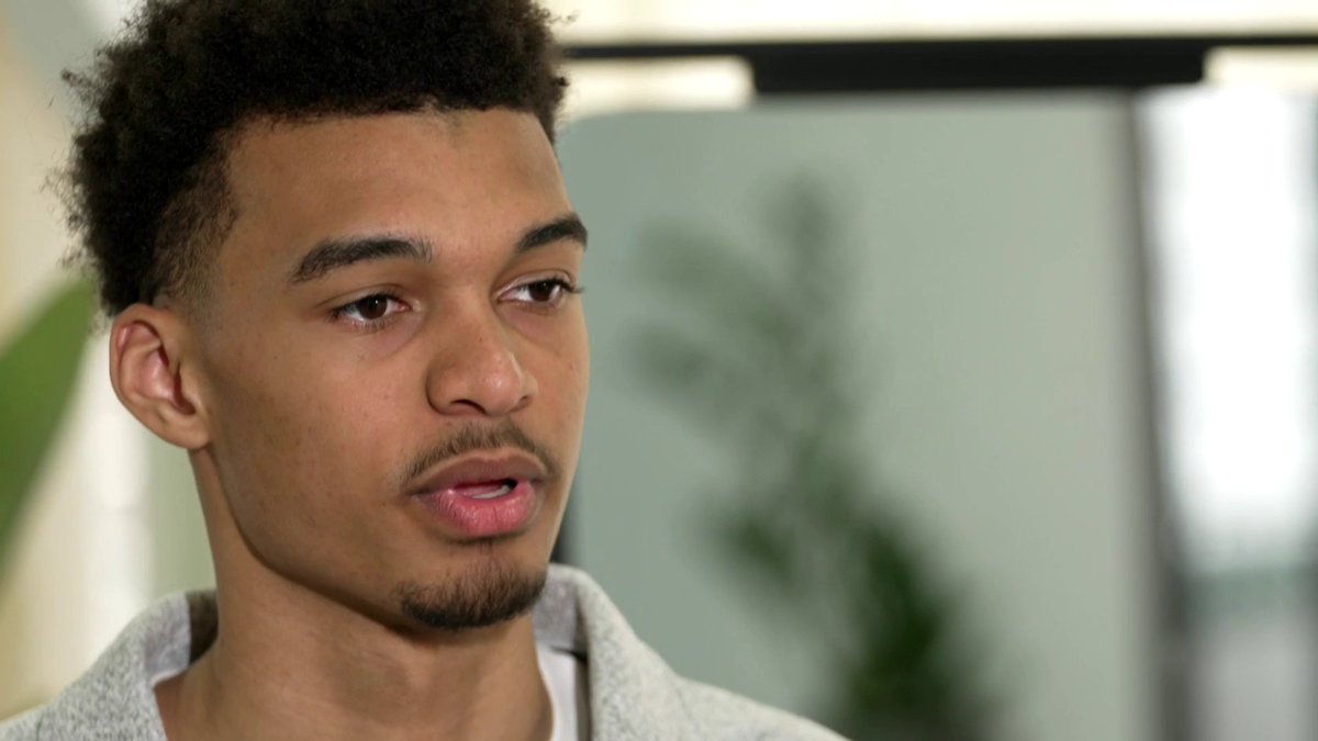 "J'ai toujours su que je jouerai en NBA" 🗣 La Draft, les Spurs, son avenir... Victor Wembanyama se confie dans un entretien à découvrir ce soir à 19H dans le Canal Sports Club 📺