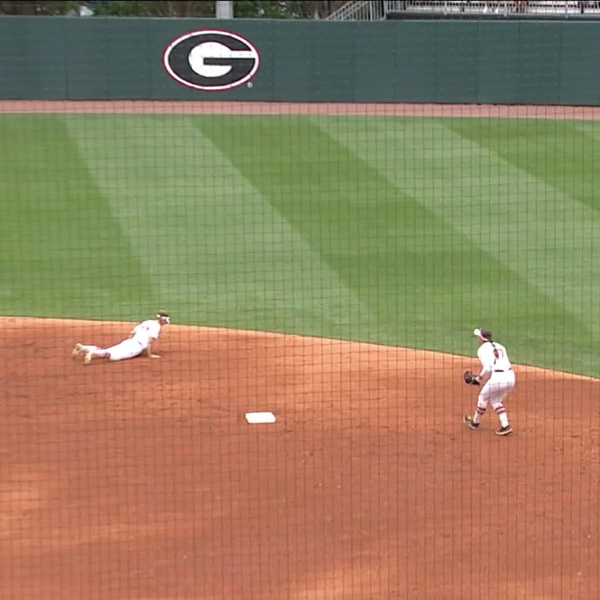 Think 𝙁𝘼𝙎𝙏 😳 Superior fielding by Virginia Tech Softball's Rachel Castine 👏
