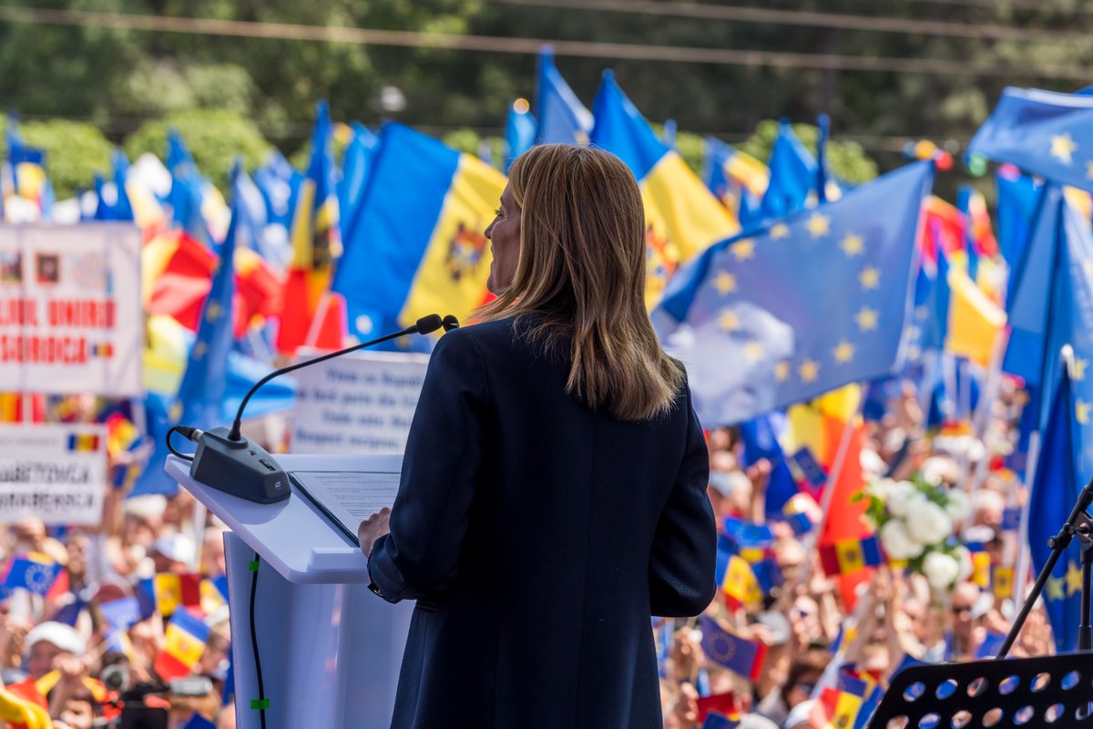 Europe was on the streets of Chișinău today. Europa este Moldova. Moldova este Europa. Moldova nu este singură. You are not alone. Together, we can face anything 🇪🇺🇲🇩