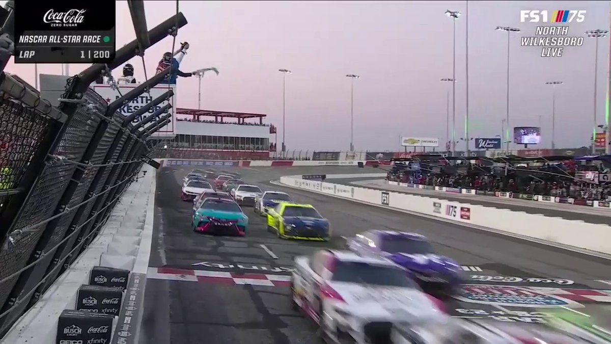 RETWEET IF YOU'RE WATCHING THE #NASCAR ALL-STAR RACE FROM NORTH WILKESBORO ON FS1!!!!!!!