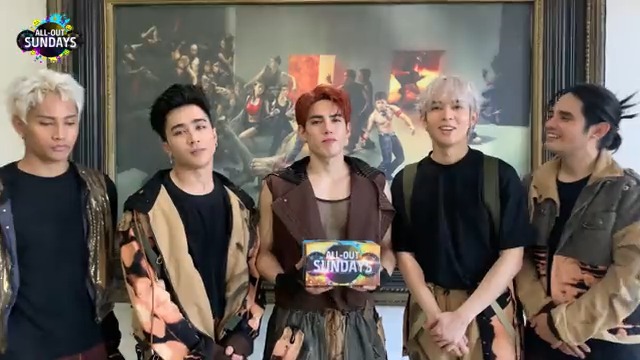 #AllOutSundays #Exclusive: "Hindi mabubuo ang #SB19 kapag wala ang A'tin!" UY! Nakakakilig naman 'yung sagot! Watch as SB19 take on the "Fill In The Blanks Challenge" on AOS! Watch exclusive content on