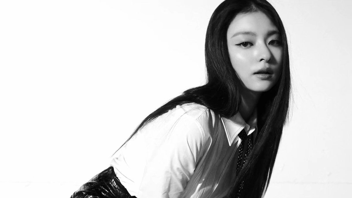 fromis_9 (프로미스나인) 1st Album [Unlock My World] 2023.06.05 6PM(KST) 🖤 #imagine Mood Film #이나경 #LeeNaGyung #fromis_9 #프로미스나인 #Unlock_My_World #menow