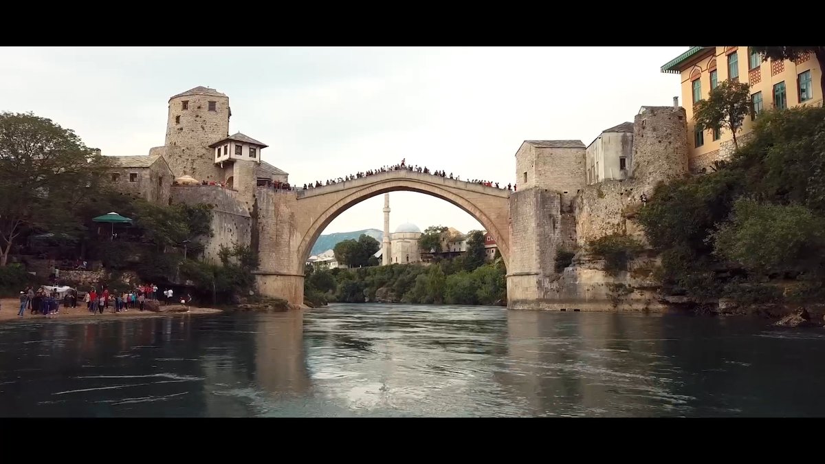Rumeli'de sadece 6 asır boyunca dünyaya adaletle hükmetmiş bir ecdadın ayak izleri değil, aynı zamanda kocaman bir Anadolu var. Bizim insanlığa diyecek daha çok sözümüz var! 🇹🇷